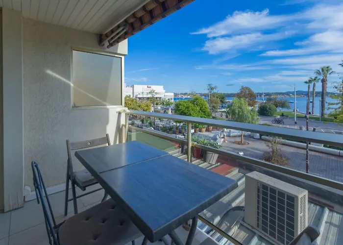 Lescapade Bandolaise T2 - Terrasse Vue - Centre Apartamento Bandol
